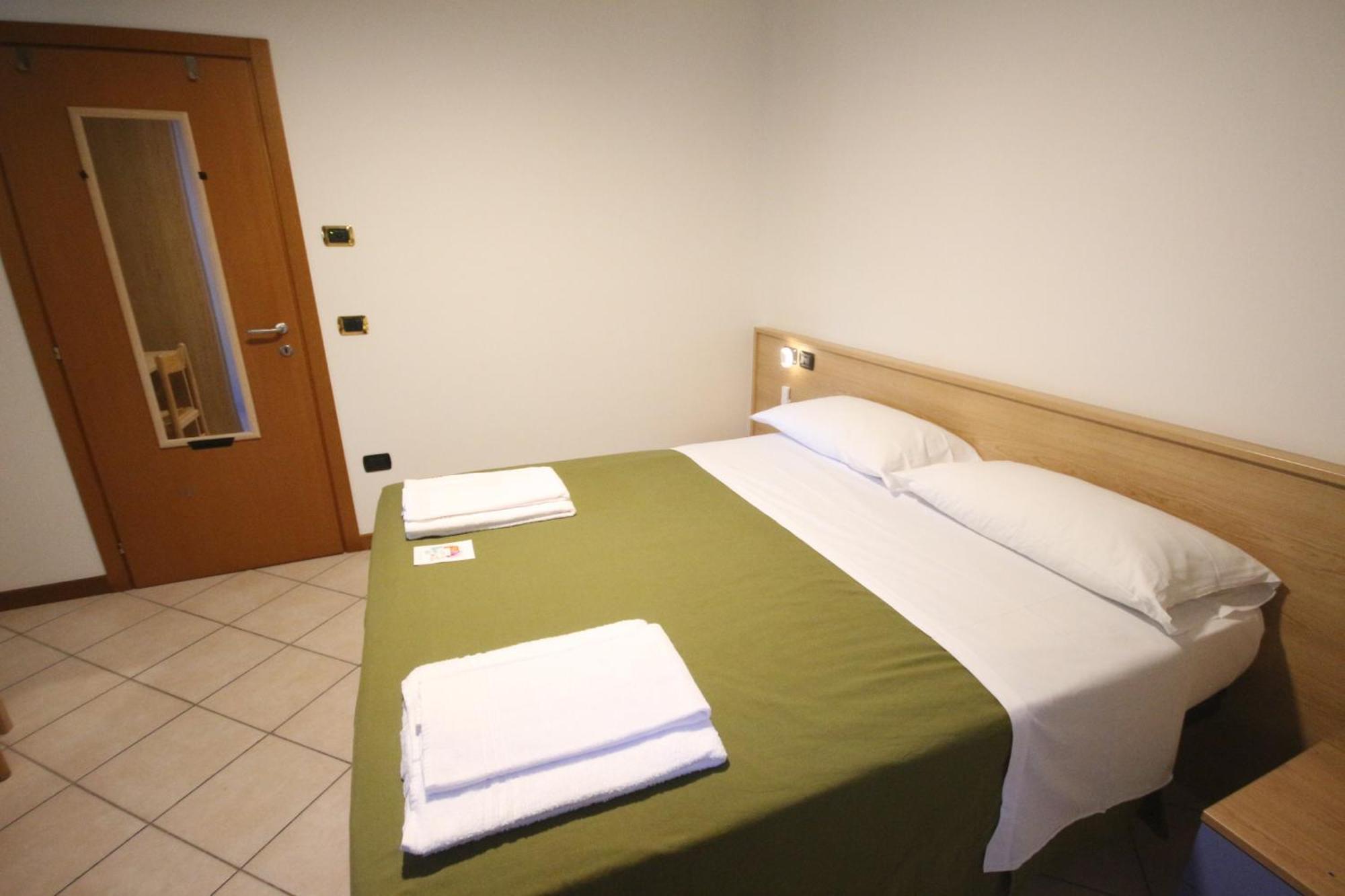 B&B Casa Wanda Since 1999 Riva del Garda Extérieur photo