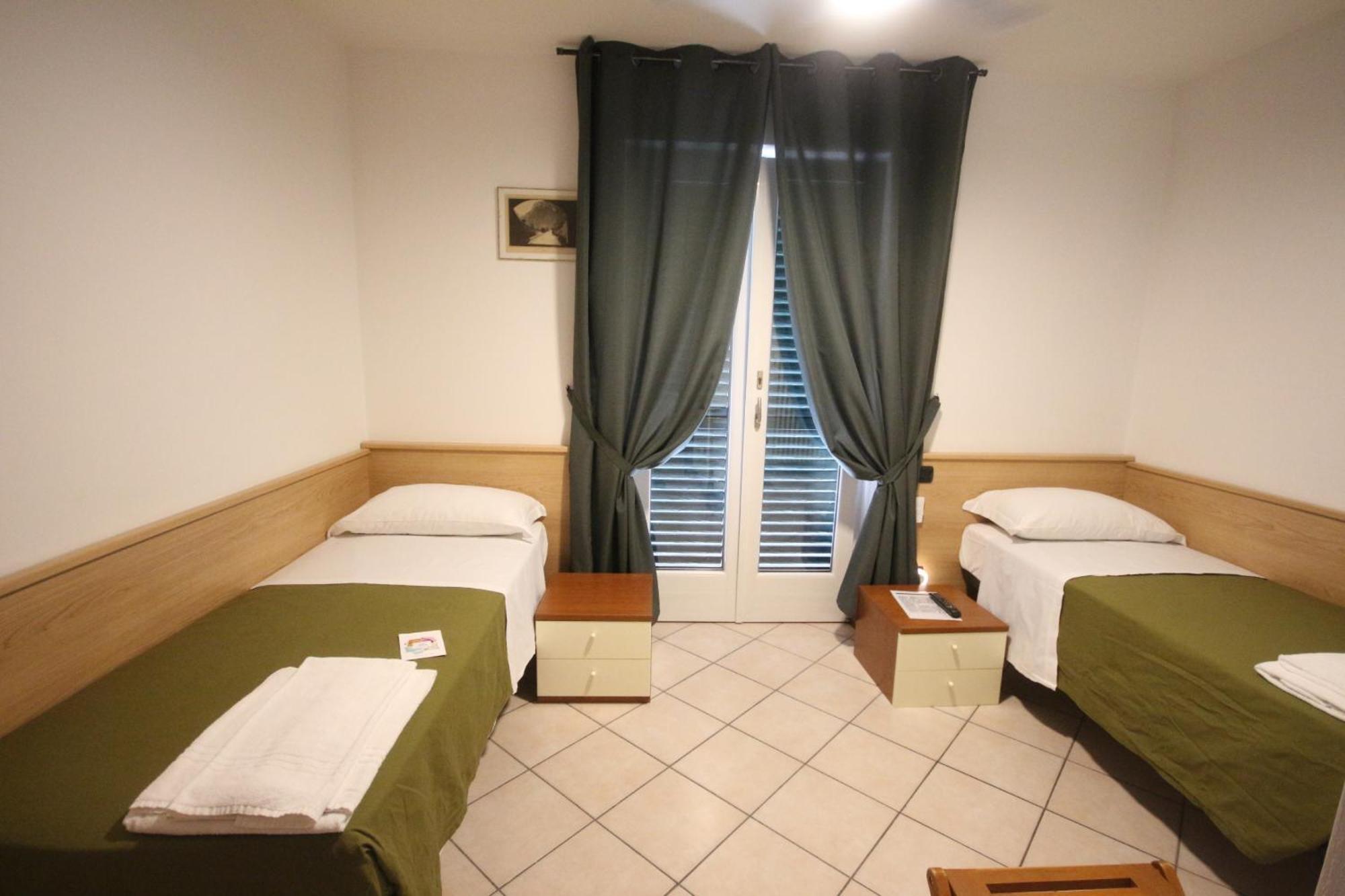 B&B Casa Wanda Since 1999 Riva del Garda Extérieur photo